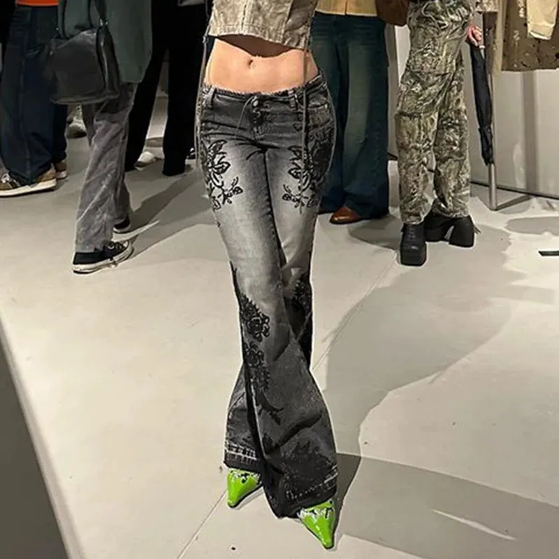Distressed Flare Jeans mit floralem Muste