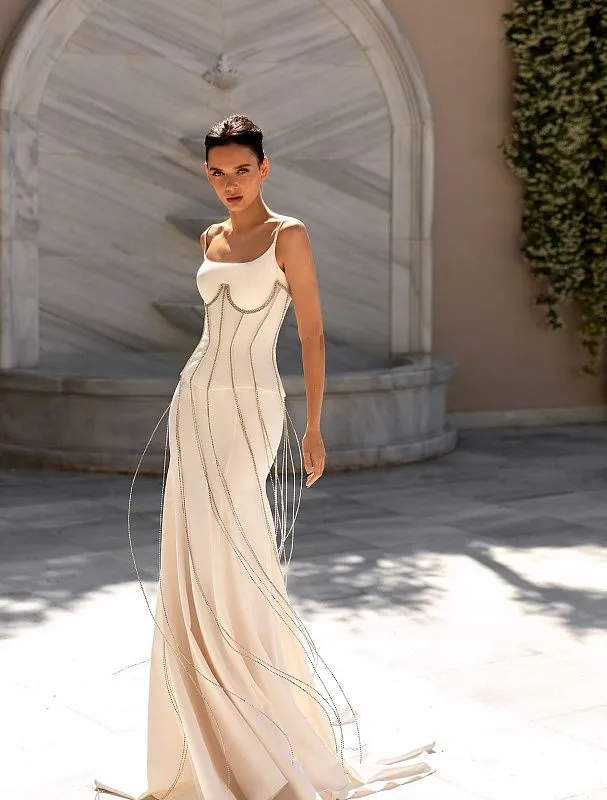 Flossy White Wedding Dress