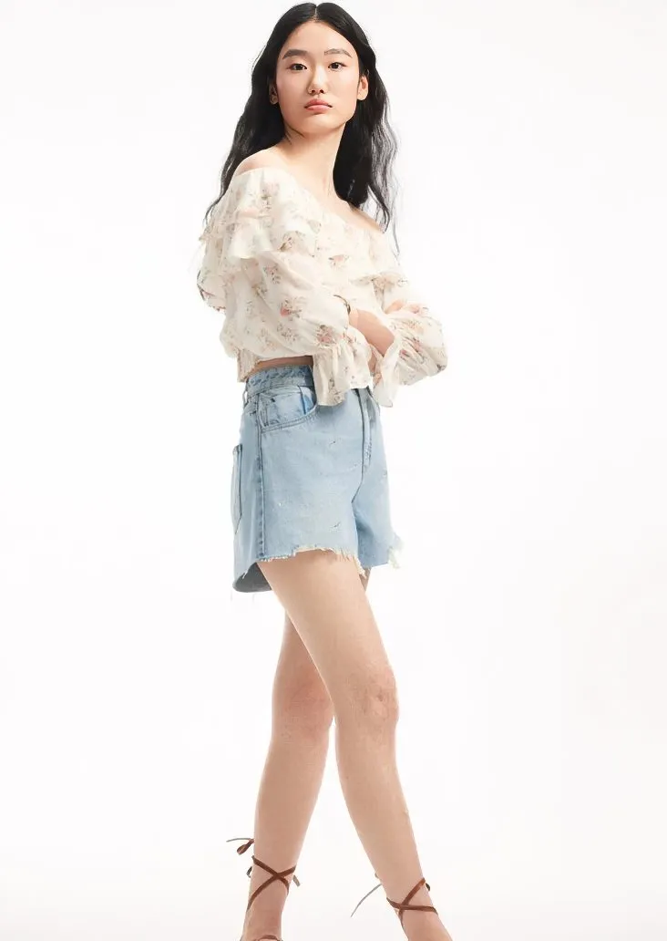 FLOWER RUFFLE SHORT TOPS