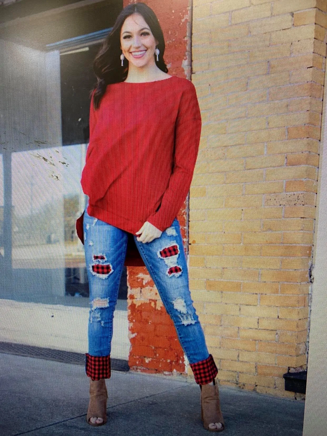 L&B Boyfriend Fit Jeans w/ Plaid patches & Cuffs Distressed