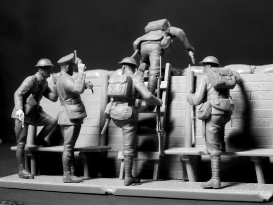 Master Box Ltd 1/35 British Infantry Before the Attack WWI Era (5 & Trench) Kit