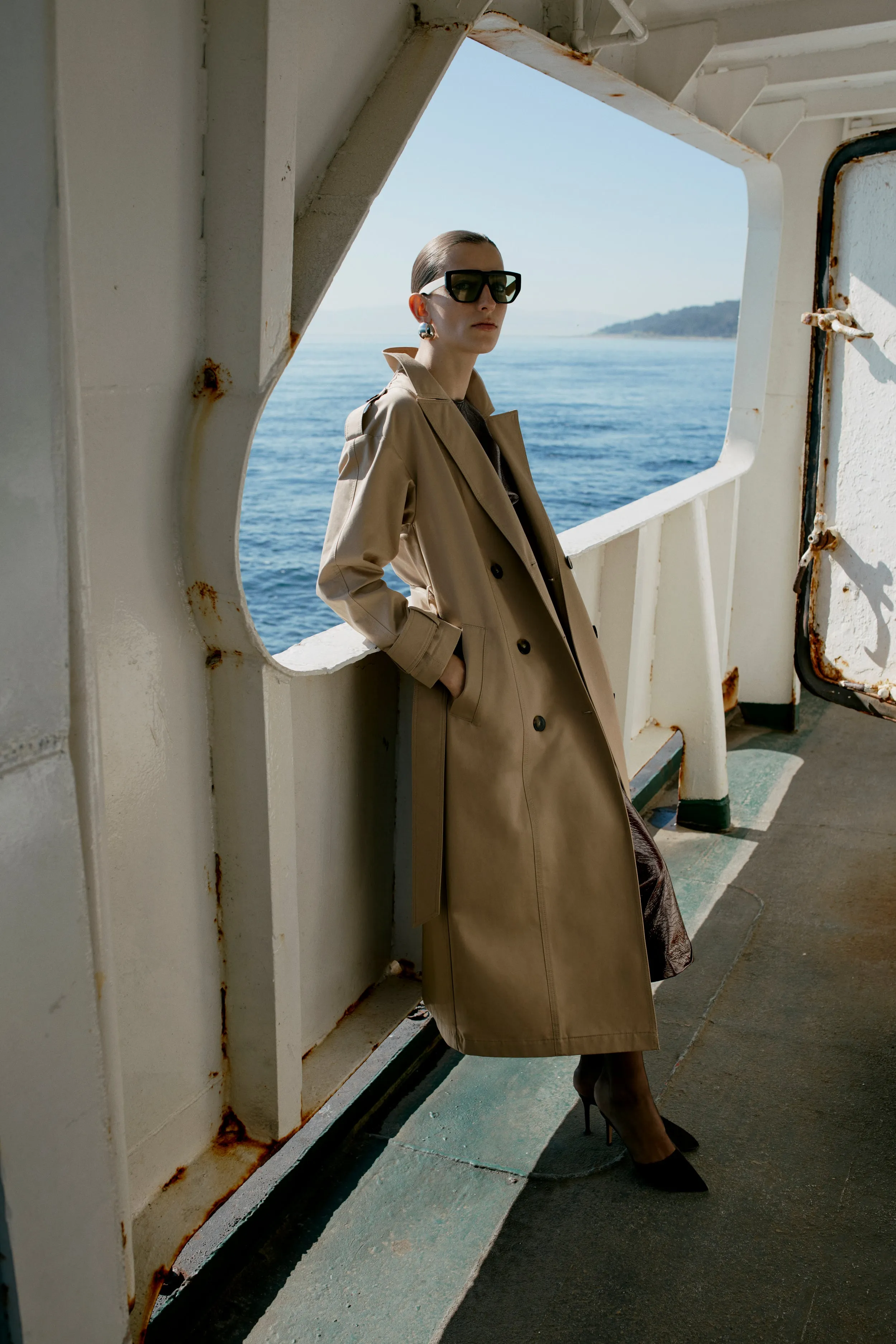 Poppy - Removable Scarf Detailed Trench Coat