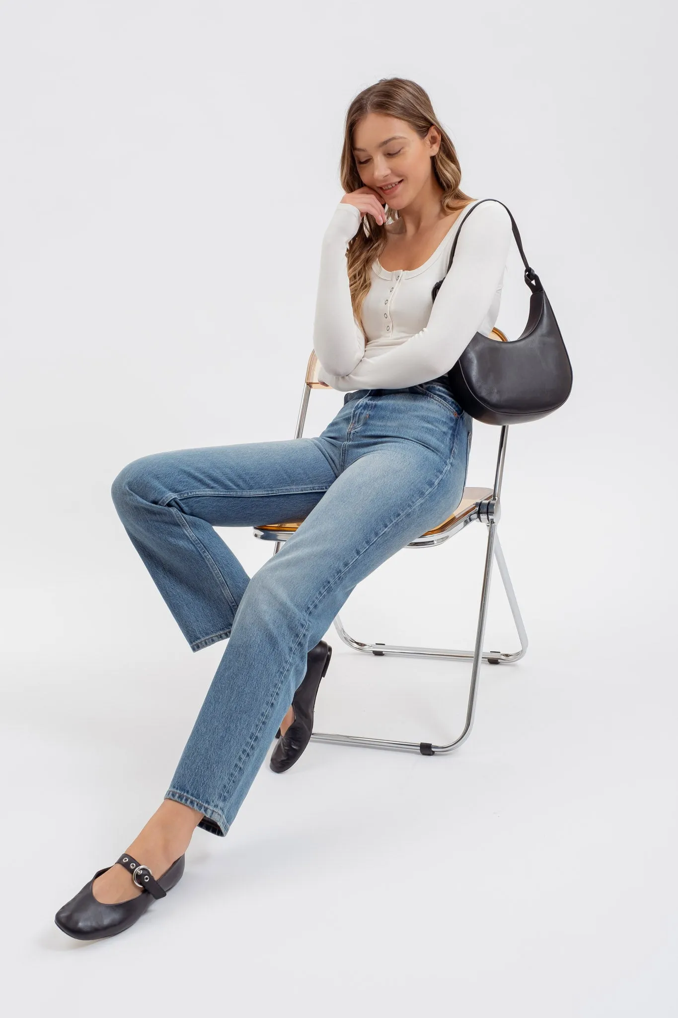 SCOOP NECK LONG SLEEVE HENLEY KNIT TOP